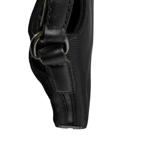 Coach Demi Mercer Leather Trimmed Nylon Handbag to Convertible Wristlet - Picture 5 of 9